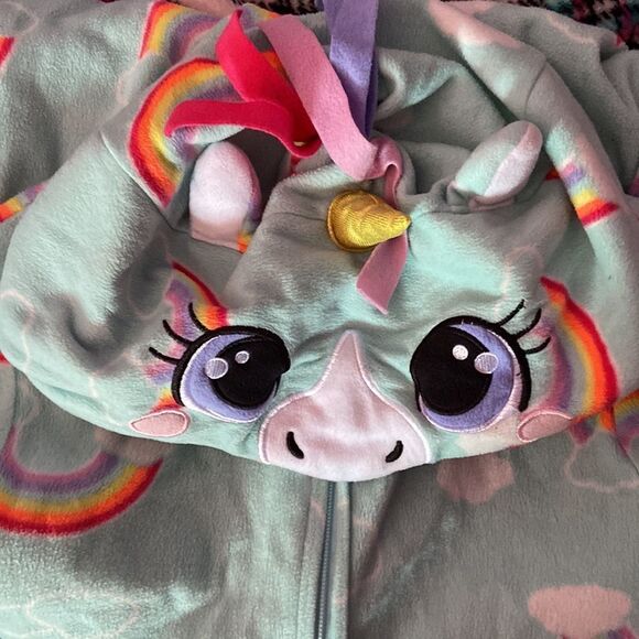 Cat & Jack Kids Footless Pajamas Onesie Pale Green Rainbow Print Sz Large - Picture 3 of 4